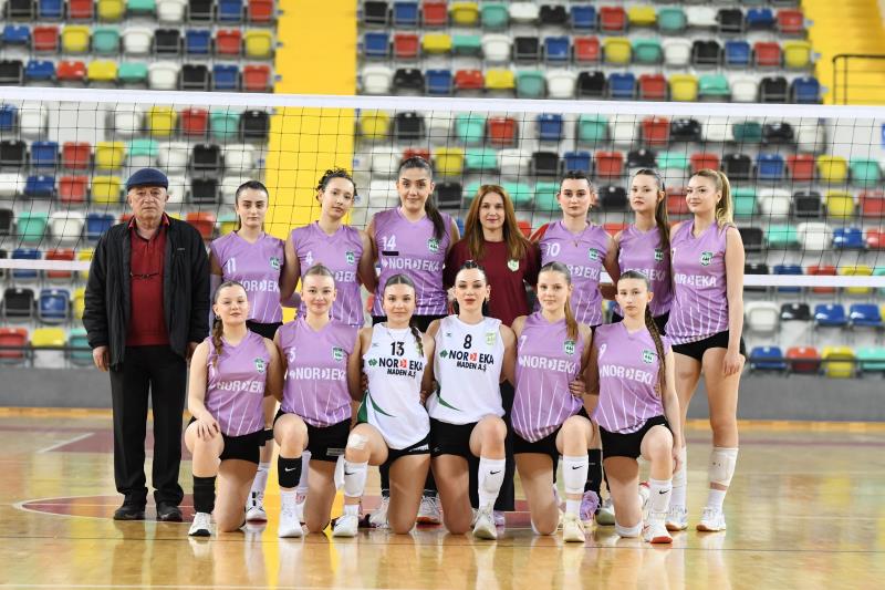 TVF KADINLAR BÖLGESEL LİG GRUP MÜSABAKALARI-BİGA ÇİÇEKLİDEDESPOR İL MAÇINDA GALİP GELDİ